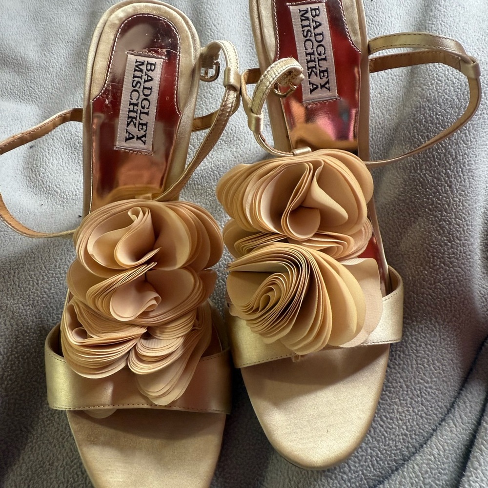 Badgley Mischka Gold Floral Heels